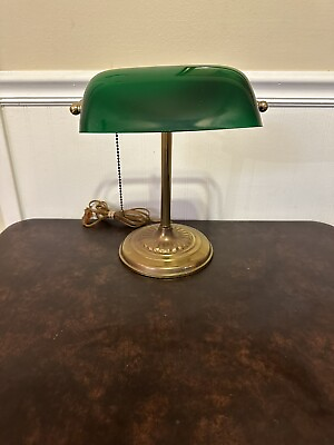 #ad VINTAGE BRASS GREEN EMERALD GLASS SHADE BANKERS DESK TABLE LAMP with Pull Chain $39.99