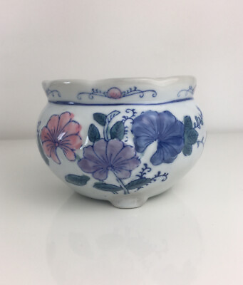 #ad Vintage  Chinese Porcelain Plant Pot on Legs Hand Painted GBP 15.98